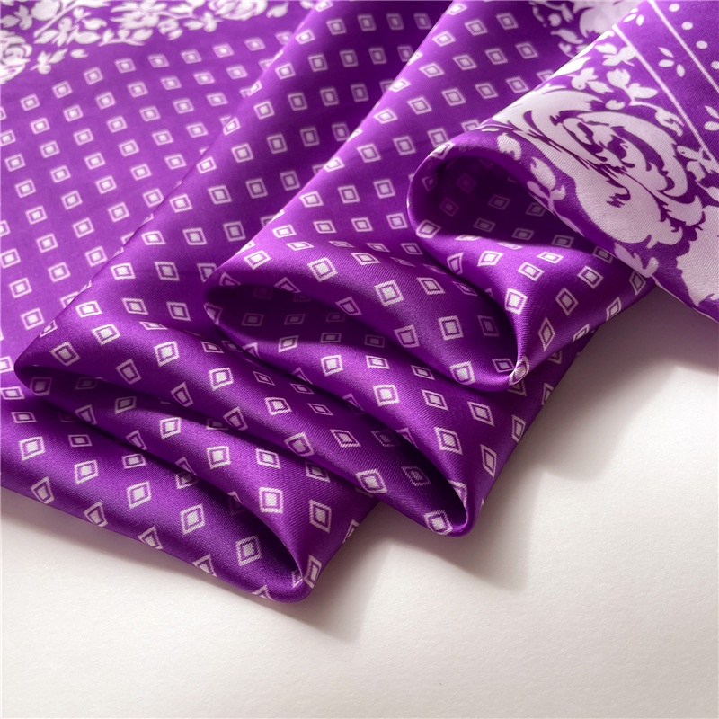 Khăn Choàng Cổ Nhỏ Hình Vuông Sọc Caro Bằng Lụa Màu Sắc Phù Hợp Cho Nhảy Hip Hop