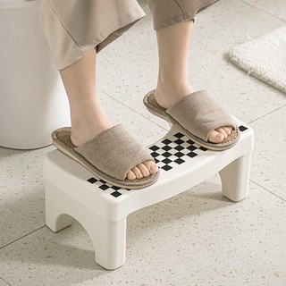Dụng Cụ Gác Chân Ngồi Toilet Tiện Dụng