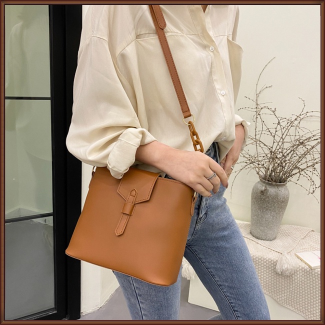 Túi Xách Da Pu Đeo Chéo Cỡ Lớn Phong Cách Retro Thời Trang Cao Cấp Cho Nữ