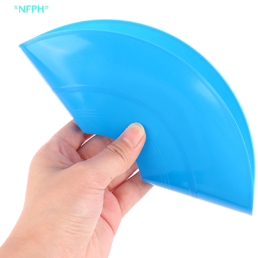 Set 5 Đĩa Hình Nón Bằng Nhựa Dùng Để Luyện Tập Đá Banh Mới