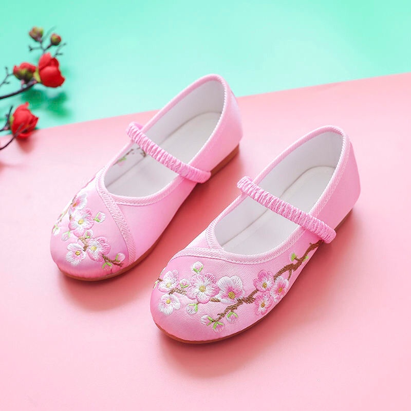 Giày Búp Bê Thêu Họa Tiết Phong Cách Trung Hoa Cổ Điển Xinh Xắn Dành Cho Các Bé