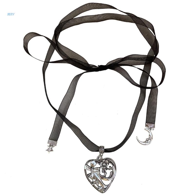 Vòng Cổ Choker Mặt Trái Tim Lớn Dễ Thương Cho Nữ