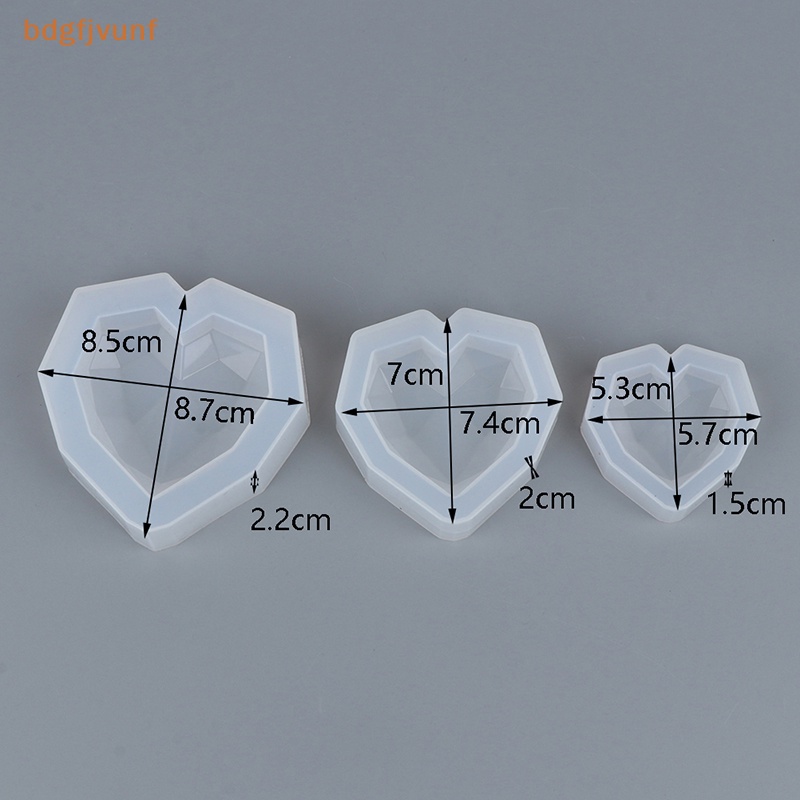 1 Khuôn Silicon Tạo Hình Trái Tim 3D Trang Trí Bánh Kem / Xà Phòng