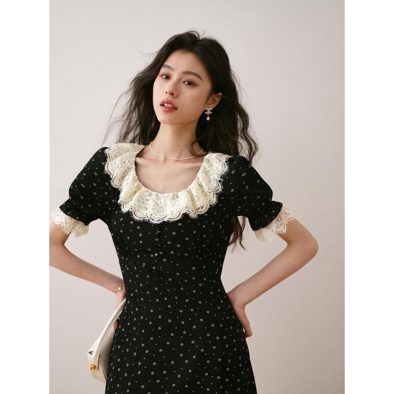 Đầm Tay Ngắn Cổ Lá Sen Màu Đen Phong Cách Pháp Thời Trang Mùa Hè 2023 LT4S