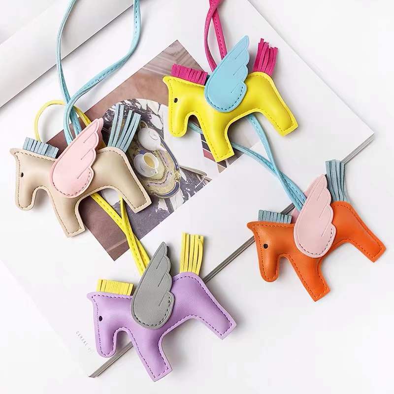 Móc Khóa Da Hình Ngựa Một Sừng Mini Xinh Xắn