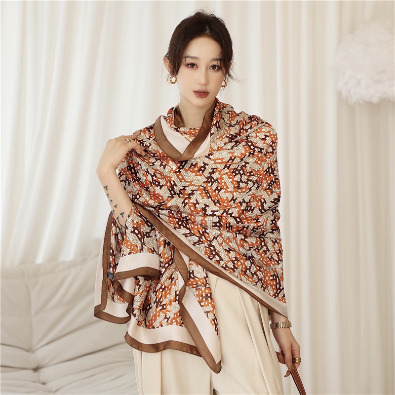 Khăn Choàng Cổ Dài Mỏng Cỡ Lớn 180X90Cm In Chữ Thời Trang Xuân Hè