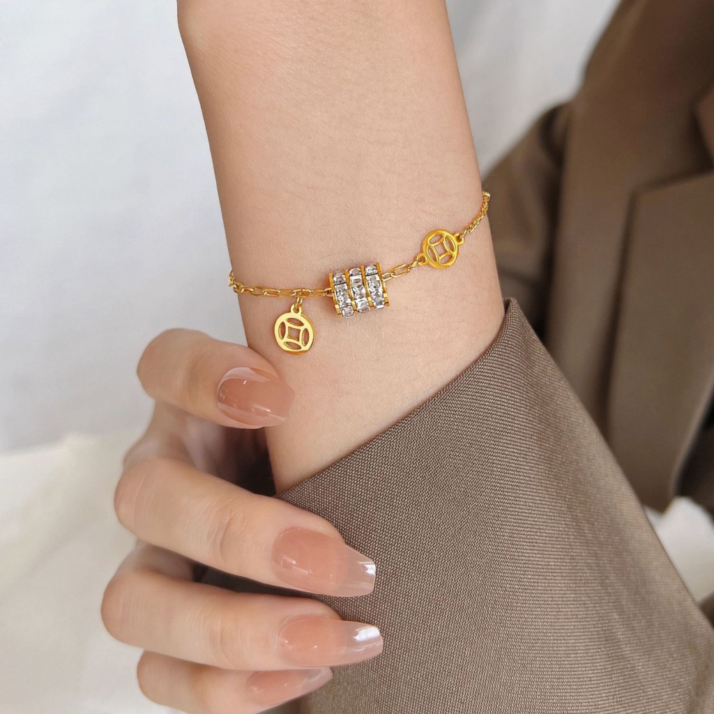 [Không Phai Màu] Vòng Đeo Tay Bằng Thép Titan Ba Hàng Tiền Đính Đá Zircon Nhỏ