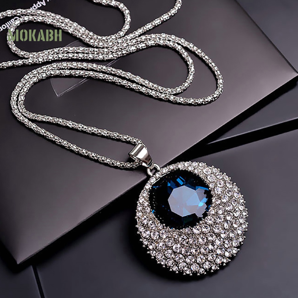 Vòng cổ Dài Mặt Tròn Đính Kim Cương Giả Cổ Điển Cho Nữ