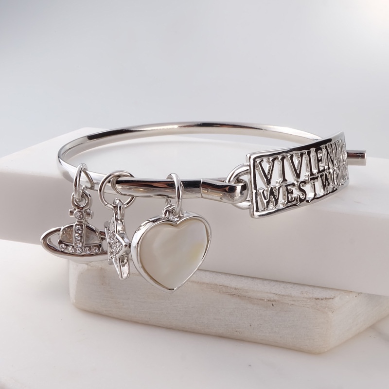 Vòng Tay Vivienne Westwood Love Vỏ Sò Tự Nhiên