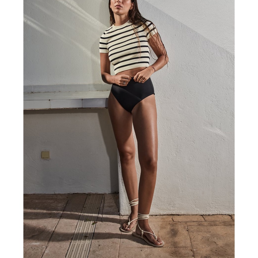 Zara Áo Thun Dệt Kim Dáng Ngắn Thiết Kế Đơn Giản Thời Trang Mùa Hè Cho Nữ 3519025