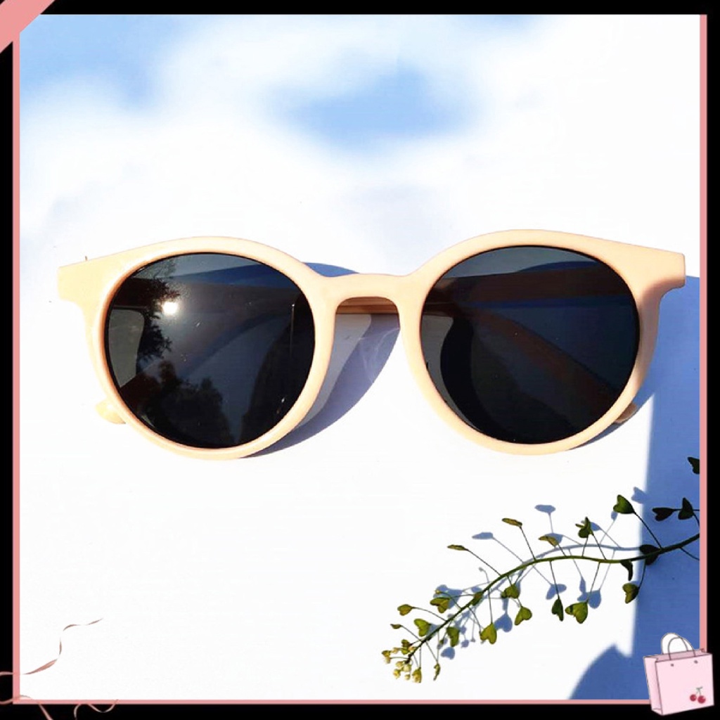 Kính Mát Chống Tia UV Bảo Vệ Mắt Thời Trang Phổ Biến Dành Cho Bạn Nữ