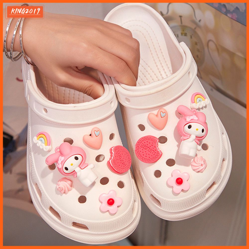 Bộ Phụ Kiện Khóa Giày Crocs Ba Chiều Tự Làm Họa Tiết Hoạt Hình sanrio Dễ Thương Có Lỗ Cài Trang Trí Búp Bê