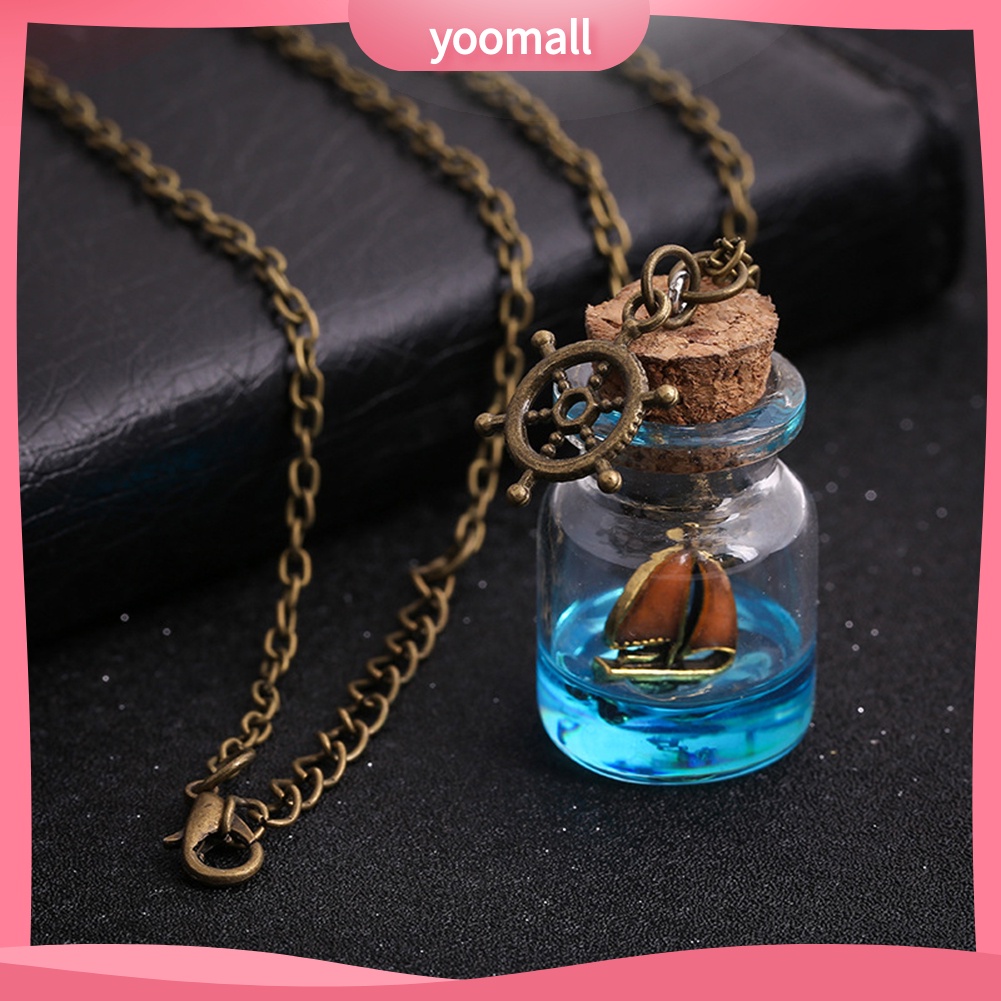 Vòng cổ Mặt Kính Hình Thuyền Buồm Dạ Quang Cho Nữ