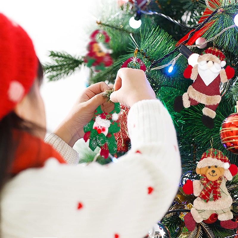 Búp Bê Hình Ông Già Noel / Người Tuyết Bằng Lông Nhung Dễ Thương Dùng Trang Trí Cây Thông Giáng Sinh