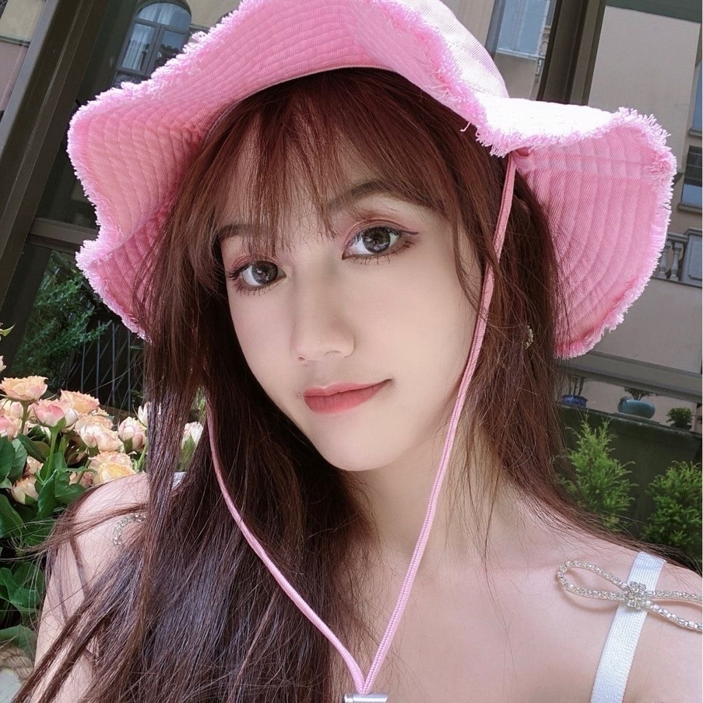 Jacquemus Mũ Bucket Có Nhãn Kim Loại Thời Trang Hàn Quốc