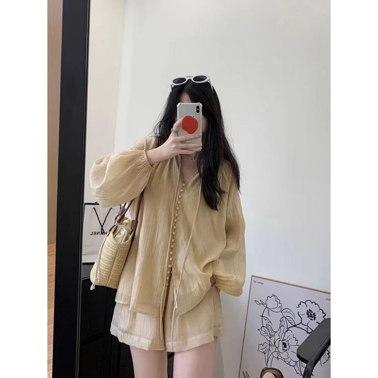 Set Áo Khoác Chống Nắng Phối Quần Short Thời Trang Hè Cá Tính Cho Nữ