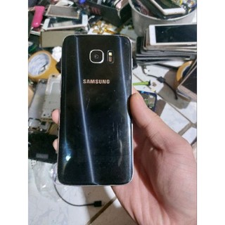 Cụm xác samsung S7 Edeg sống zin hư màn hình.