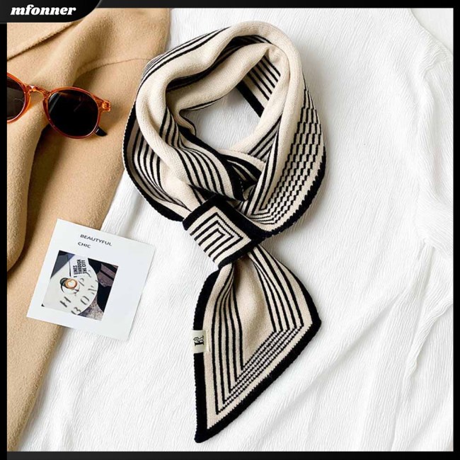 Khăn Choàng Cổ Dệt Kim Dày Dặn Ấm Áp Họa Tiết Caro Đơn Giản Hợp Thời Trang Cho Nữ