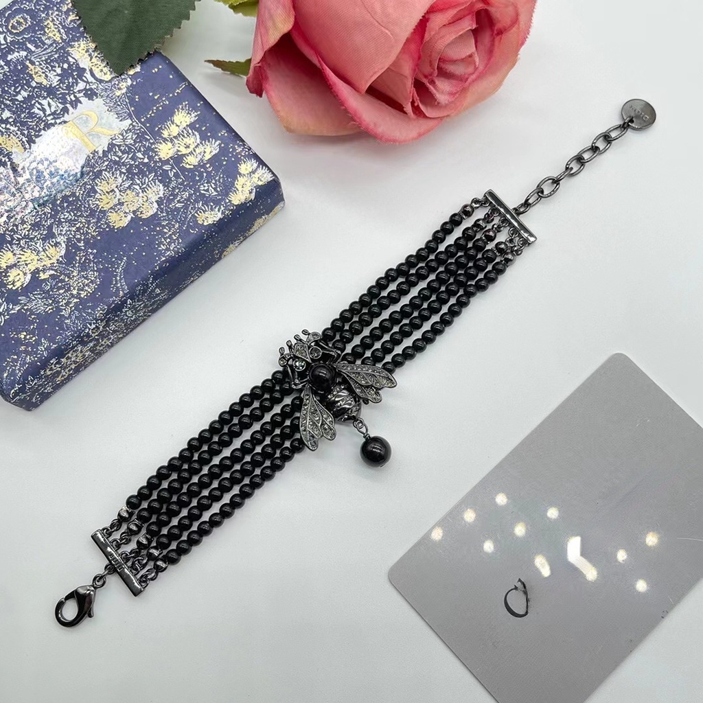Vòng Đeo Tay Nhiều Lớp Màu Đen Đính Hạt Ngọc Trai Và Con Ong Phong Cách Thời Trung Cổ 56409