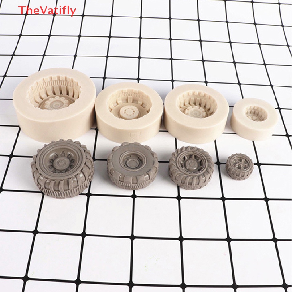 Bộ 4 Khuôn Silicone Tạo Hình Bánh Xe Trang Trí Bánh Kem