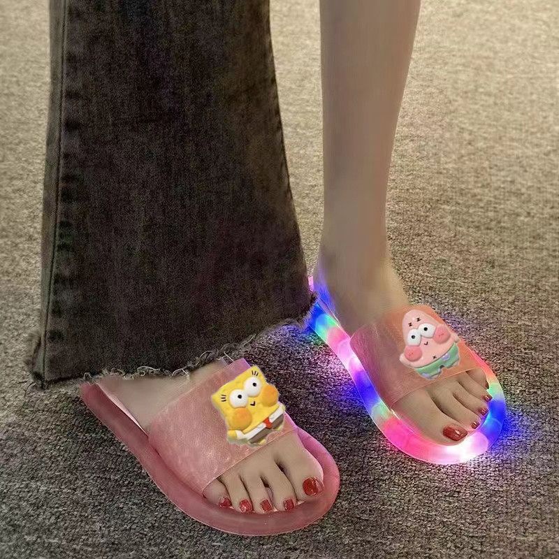 Hàng Có Sẵn Dép Sandal Đi Trong Nhà Đế Bằng Có Đèn Chiếu Sáng Dành Cho Học Sinh Ký Túc Xá