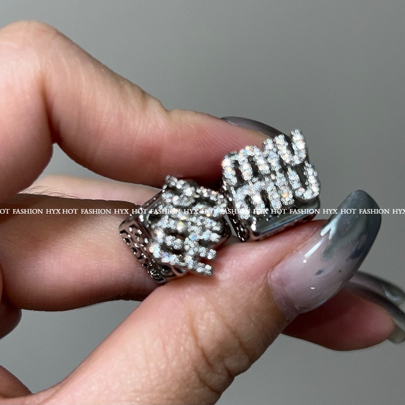 Khuyên Tai Hình Khối Lập Phương In Chữ Miu Thời Trang Cho Nữ