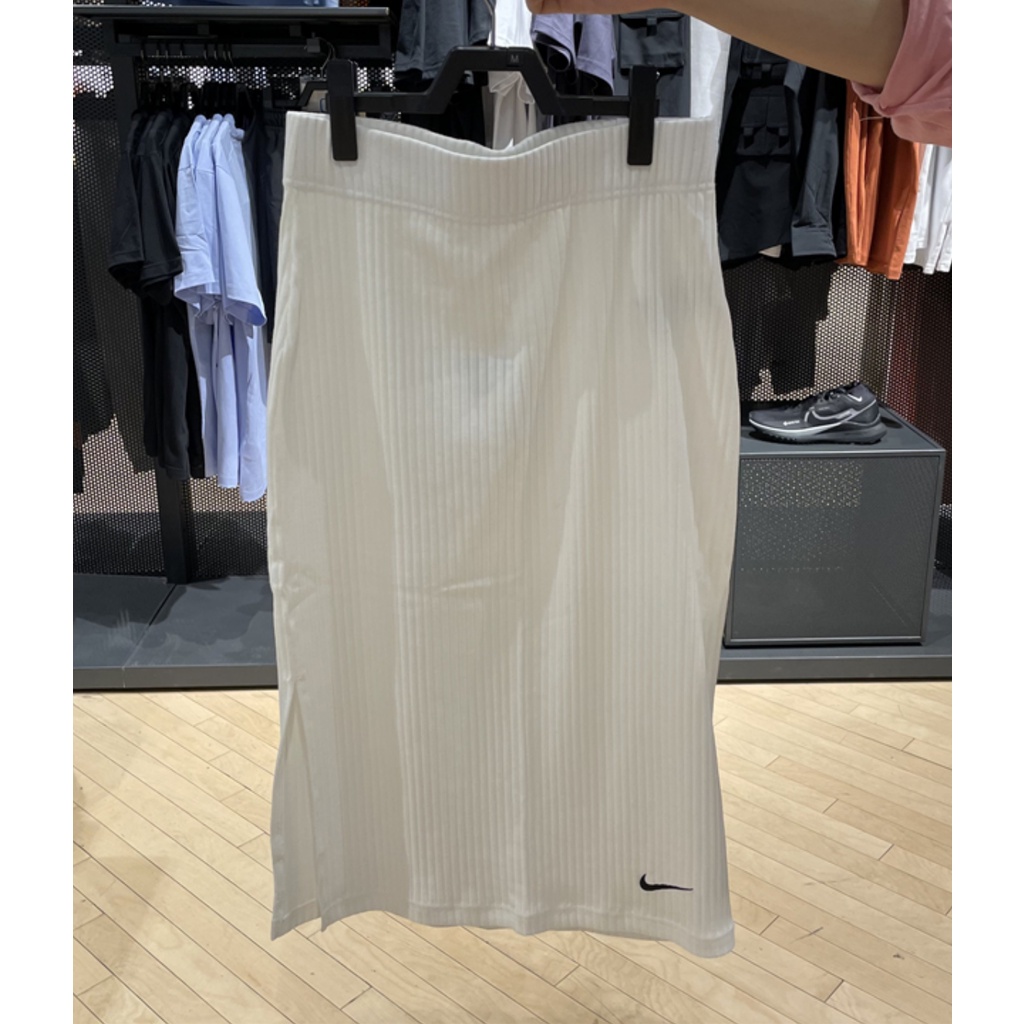 Chân Váy Midi Lưng Cao Xẻ Tà Có Gân Chính Hãng 100% DV7957