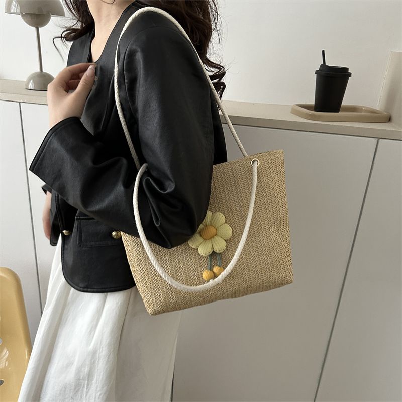 Túi Xách Đan Rơm Đeo Vai Sức Chứa Lớn Phong Cách Mới Dễ Phối Đồ Cho Nữ