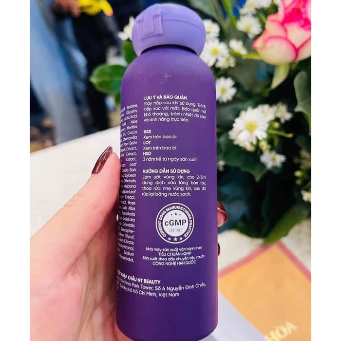 Dung dịch vệ sinh vệ sinh phụ nữ UME Tía tô - Ngọc Trinh 150ml