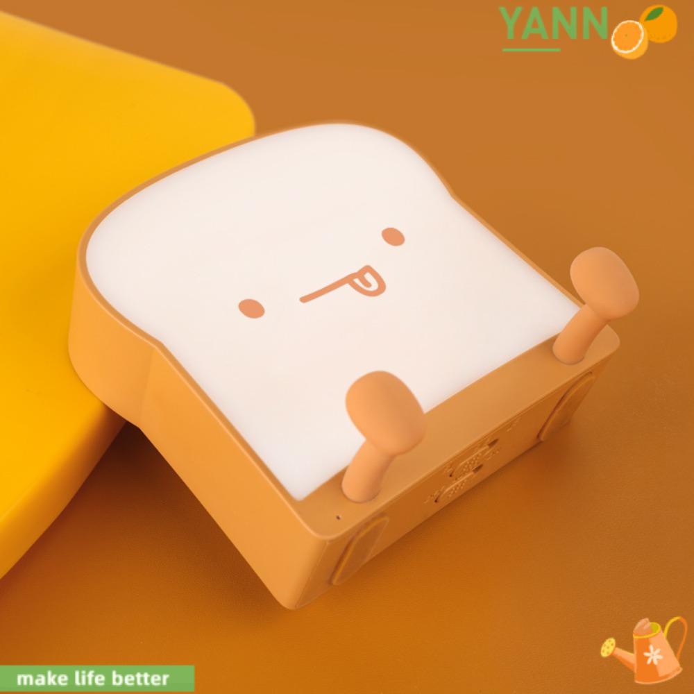 Đèn Led Ngủ Hình Bánh Mì Nướng Hoạt Hình Đáng Yêu 1