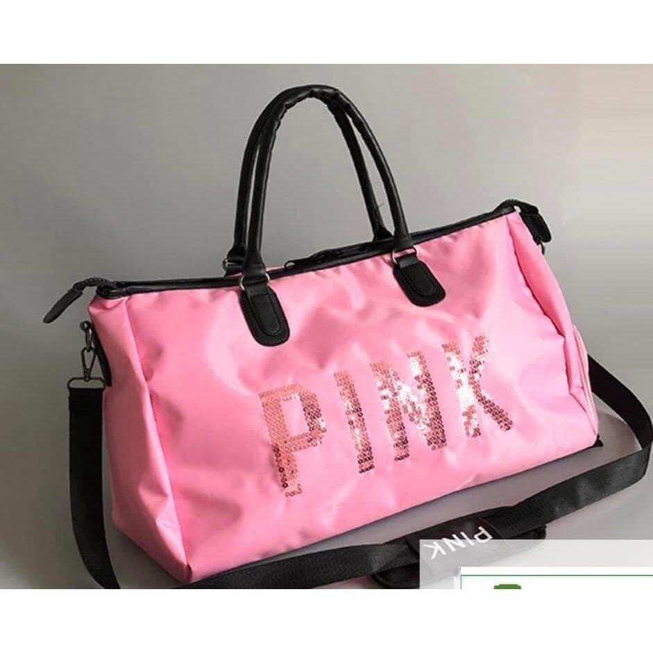 TÚI DU LỊCH PINK SIZE ĐẠI 48CM Chỉ: 139k/ cáiTúi du lịch Pink size đại 48cm rộng rãi thoải mái dùng đi du