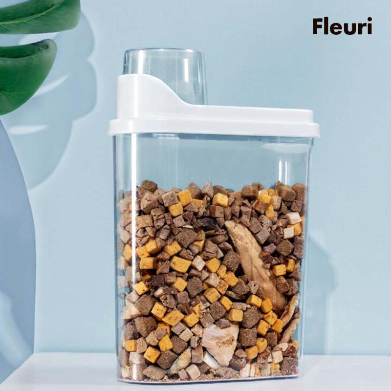 Hộp Đựng Thức Ăn Cho Chó 2.5L Có Nắp Đậy Tiện Dụng