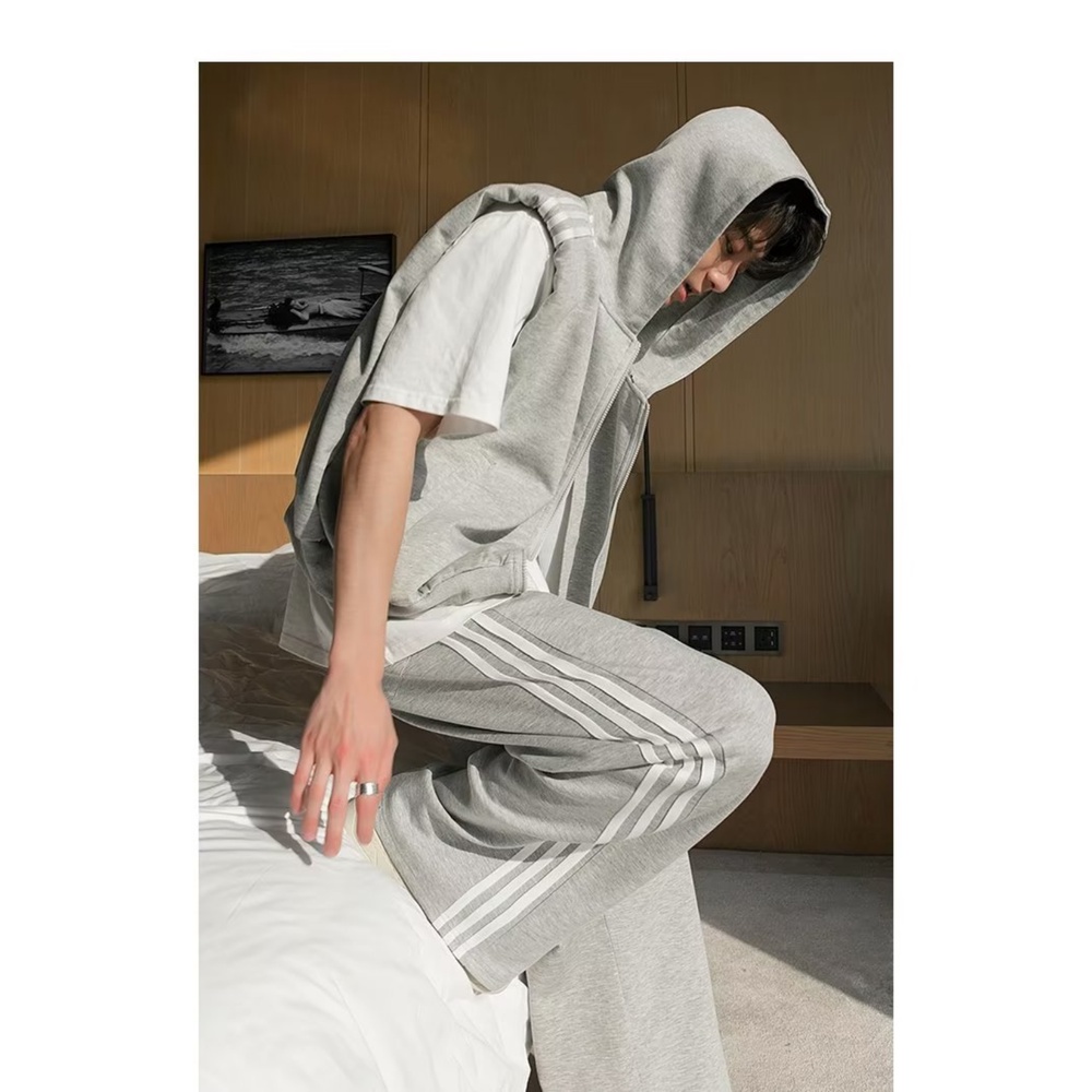 Set Đồ Thể Thao Form Rộng Họa Tiết Kẻ Sọc Thời Trang Mùa Xuân Cho Nam