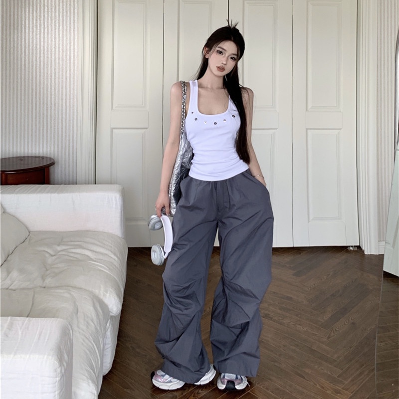 Áo Hai Dây Cổ Chữ U Màu Sắc Đơn Giản Quyến Rũ