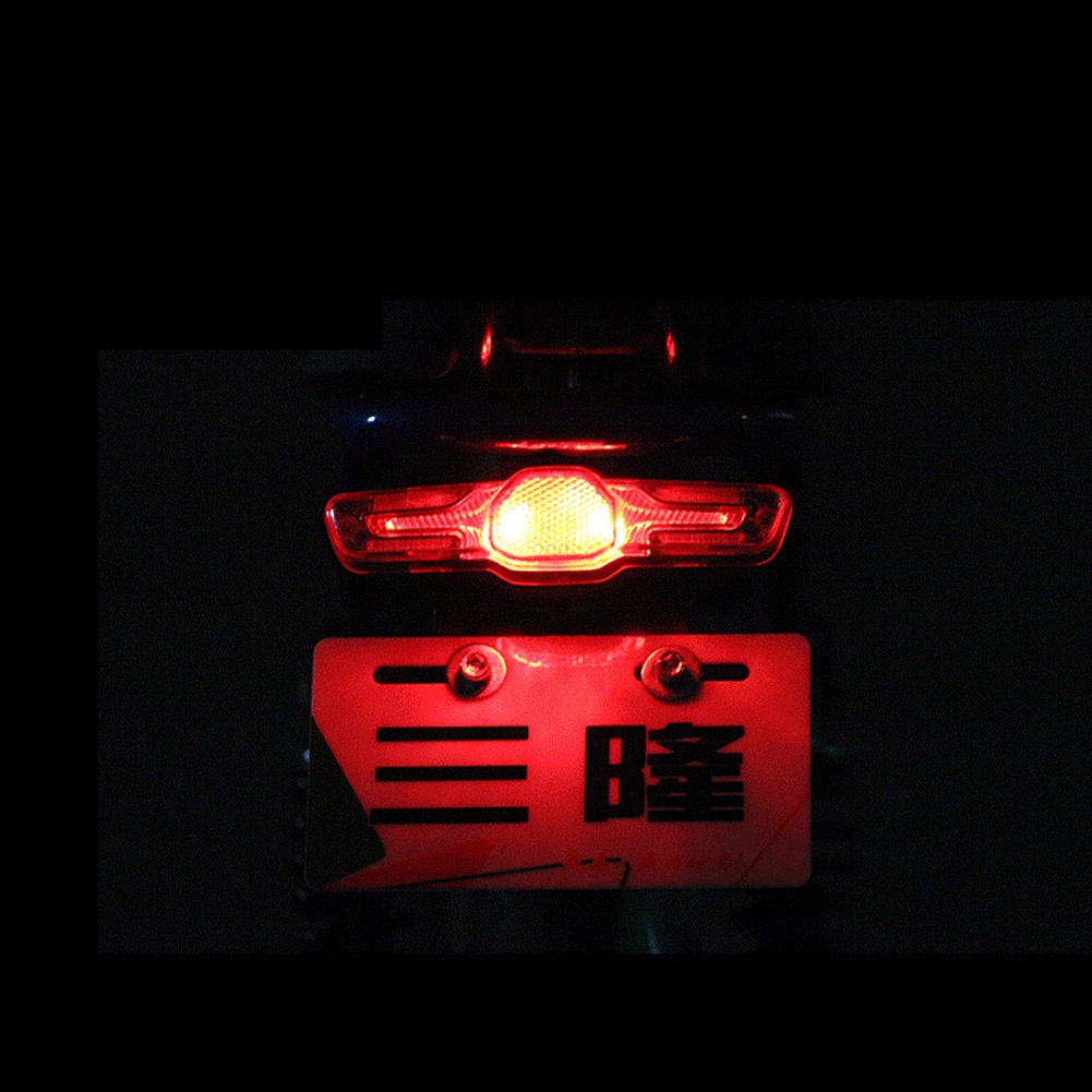 Đèn Đuôi Xe 12V / 36V-60V 145 (L) * 45 (W) * 70 (H) mm Dài 45cm ABS Đen + Đỏ