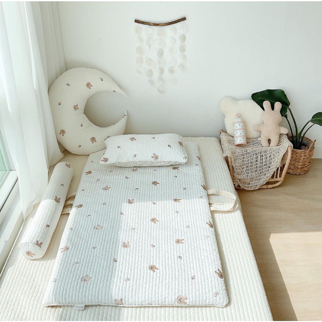 Thảm Tập Bò Thêu Họa Tiết Xinh Xắn Dành Cho Các Bé