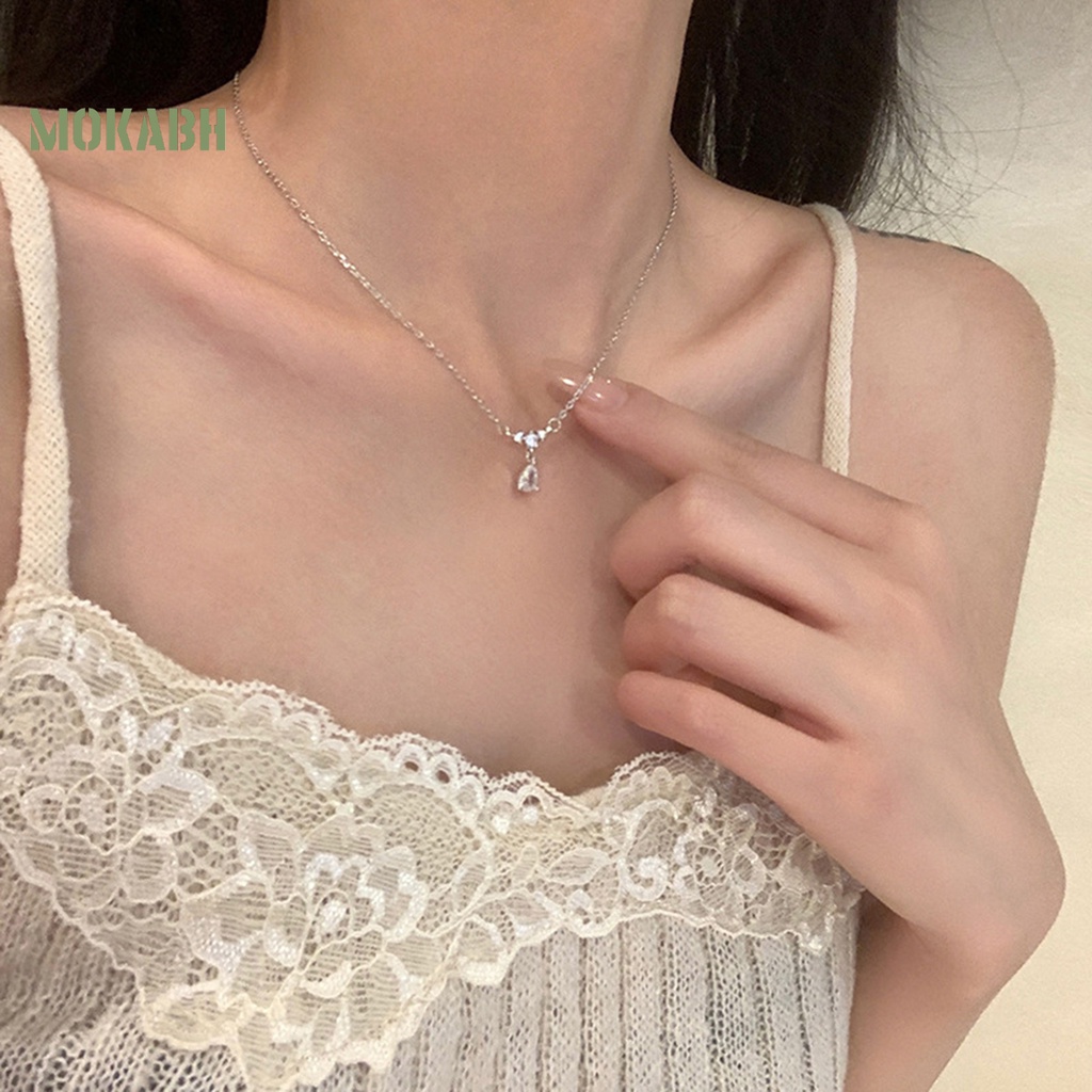 [Mok Abh] Vòng Cổ Choker Chất Liệu Thép Titan Mặt Hình Bươm Bướm Đính Kim Cương Giả Màu Sắc Bạc Thanh Lịch Dành Cho Nữ