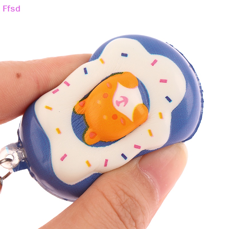 1 Móc Khóa Đồ chơi squishy Giảm Stress Hình Bánh Donut Nhiều Màu Sắc
