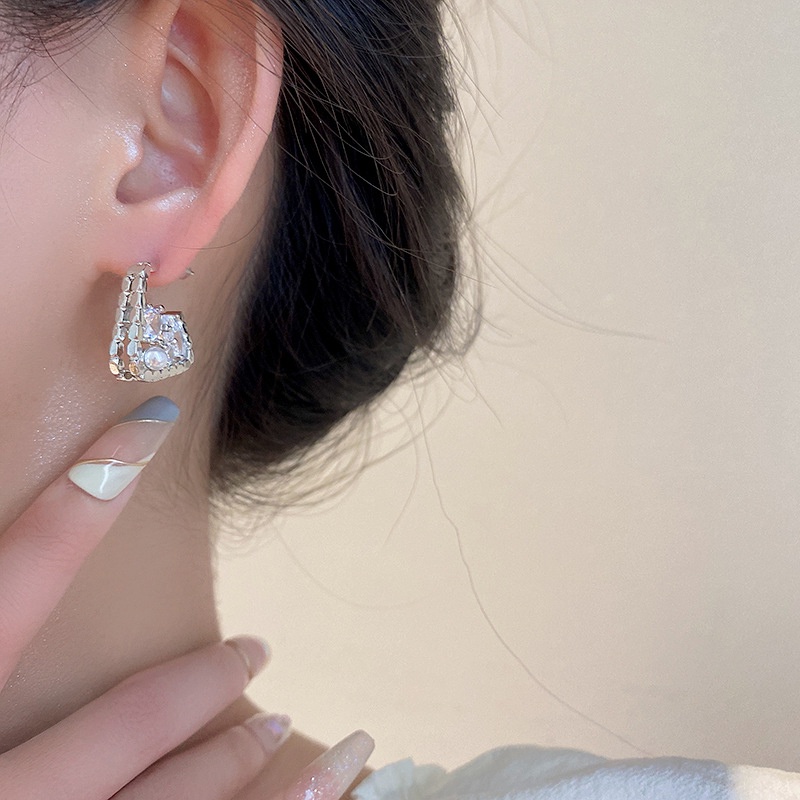 Khuyên Tai Tam Giác Mạ Điện Đính Hạt Ngọc Trai Thời Trang