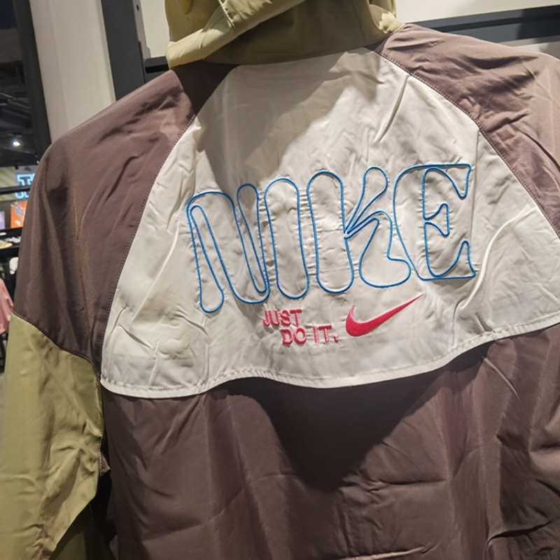 Áo Khoác Thể Thao Nike100% Chính Hãng Thêu Logo Có Mũ Trùm Phối Màu Cá Tính Dành Cho Nam