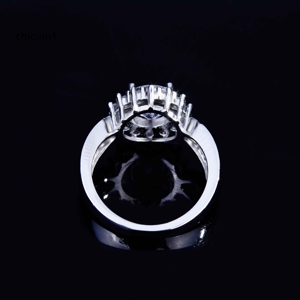 Nhẫn Đính Hôn Kim Cương Bằng Đồng Sáng Bóng Tinh Tế Cho Nữ