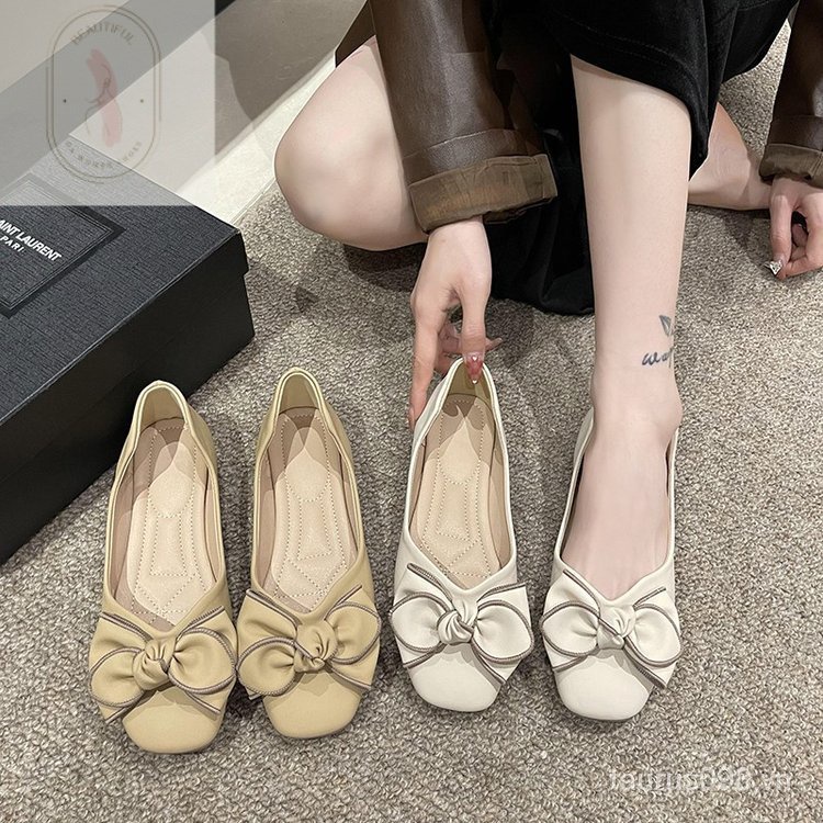 Giày Da PU Cao Su Mũi Vuông Đế Thấp 3cm Phong Cách Mới 2023 Cho Nữ