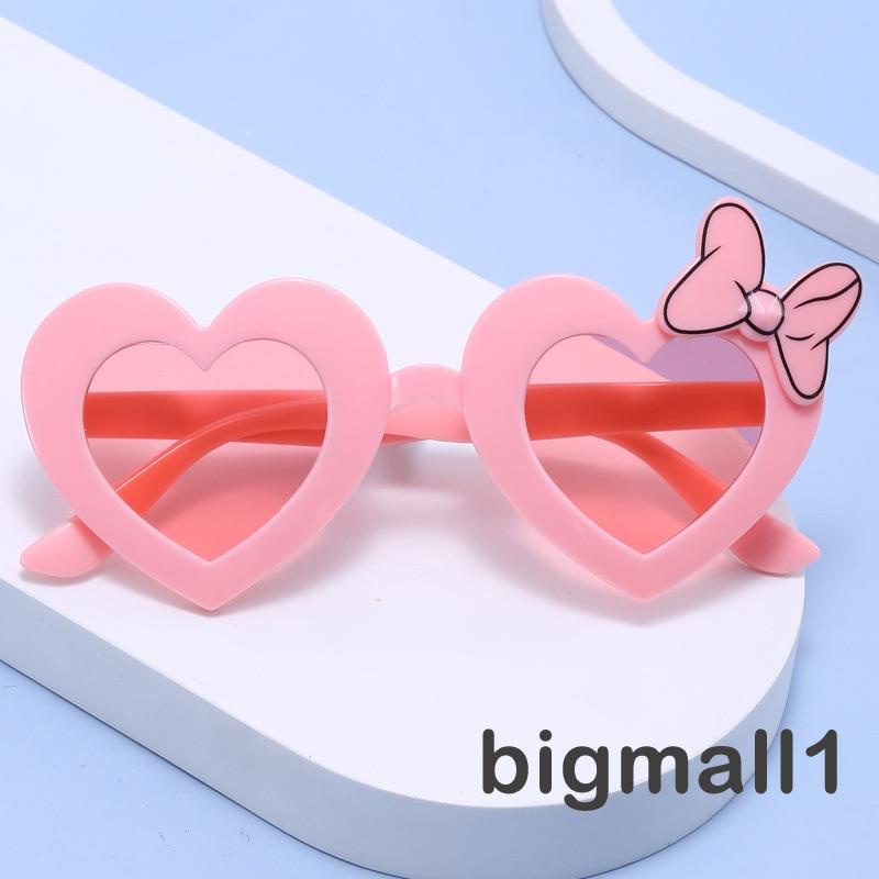 Kính Mát Gọng Trái Tim Chống Tia UV Dễ Thương Cho Bé Gái