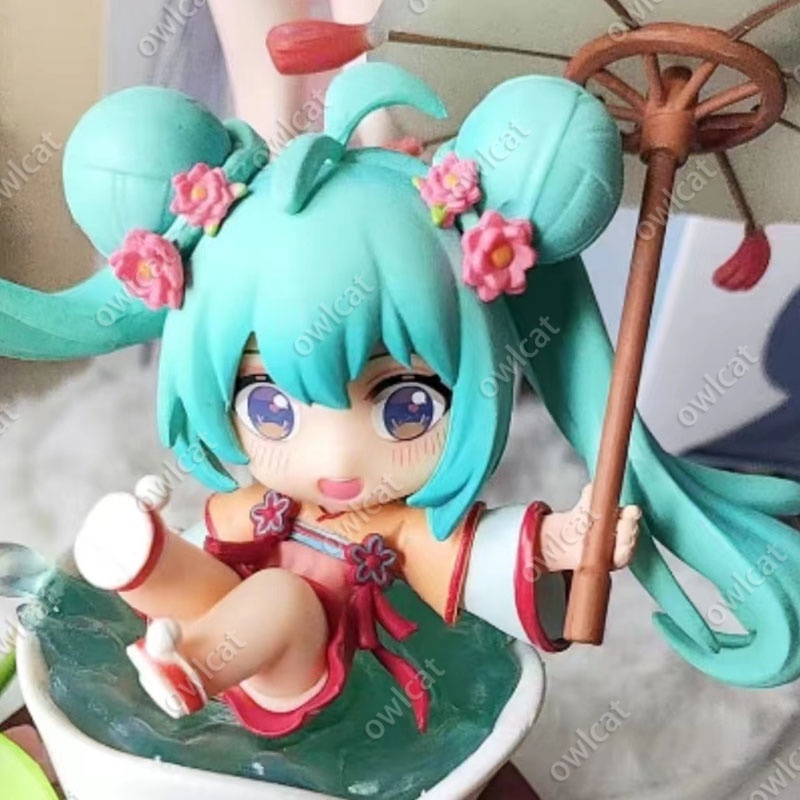Mô Hình Nhân Vật VOCALOID Miku  12cm Hatsune Miku Virtual Idol Girl Microphone Leaf Umbrella Virtual Singer PVC Figure Packed in Box Model