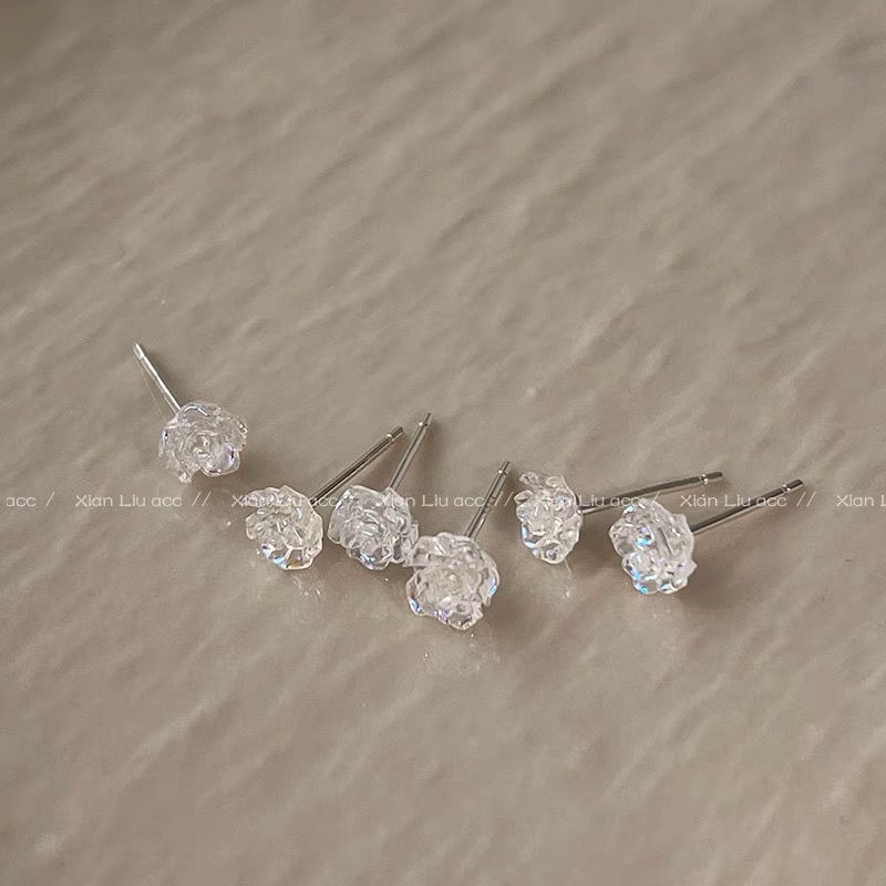 Bông Tai Hình Hoa Trà Nhỏ Sang Trọng