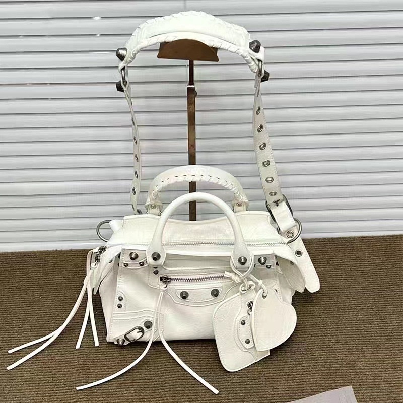 Túi xách Balenciaga chuẩn hàng l1 tặng kèm 1 ví 1 gương T051-TA