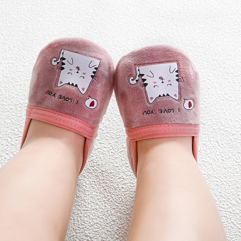 Vớ Nhung Dày Dặn Chống Trượt Dành Cho Bé