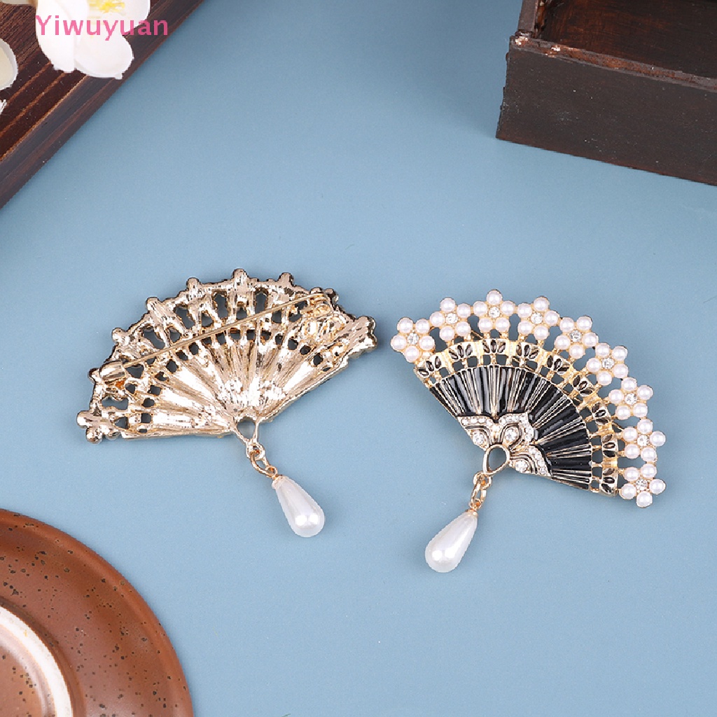 Ghim Cài Áo Hình Quạt Đính Ngọc Trai Nhân Tạo Phong Cách Vintage Mới