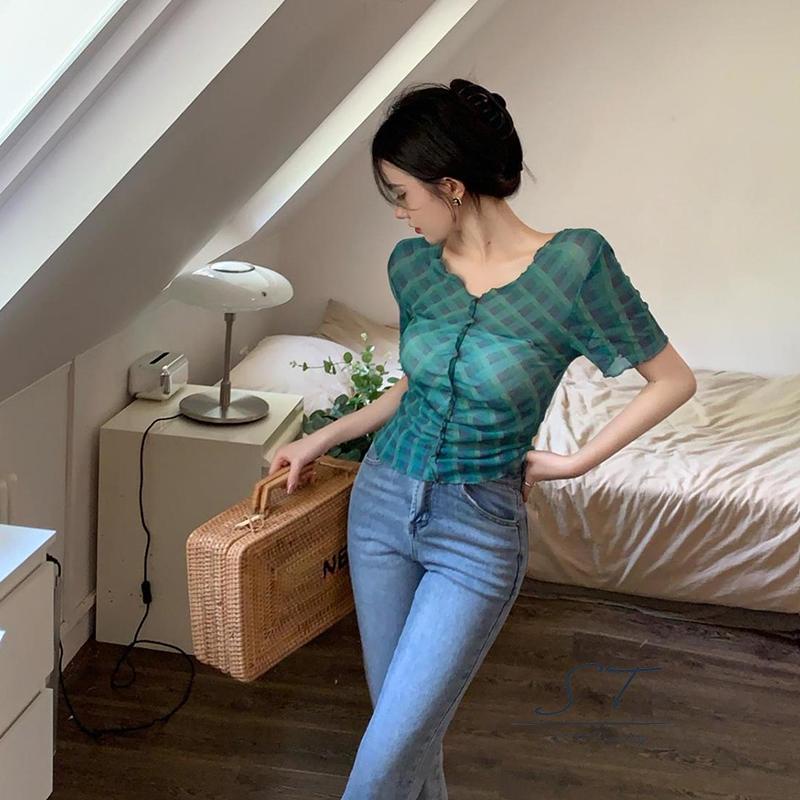 Áo Thun Ngắn Tay Cổ Chữ V Họa Tiết Caro Thời Trang Cho Nữ