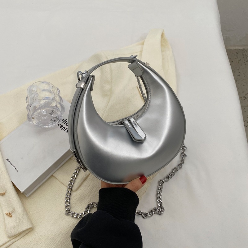 Túi Đeo Chéo Dây Xích Thời Trang Mùa Hè Phong Cách Mới Cho Nữ